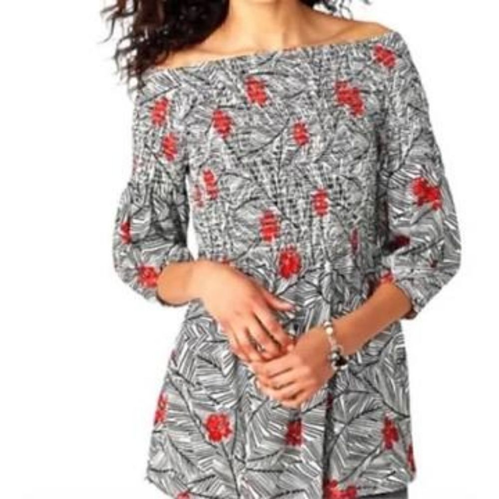J. Jill Black & White Top w/Red Flowers, Shirred Elastic Chest, Size Medium P